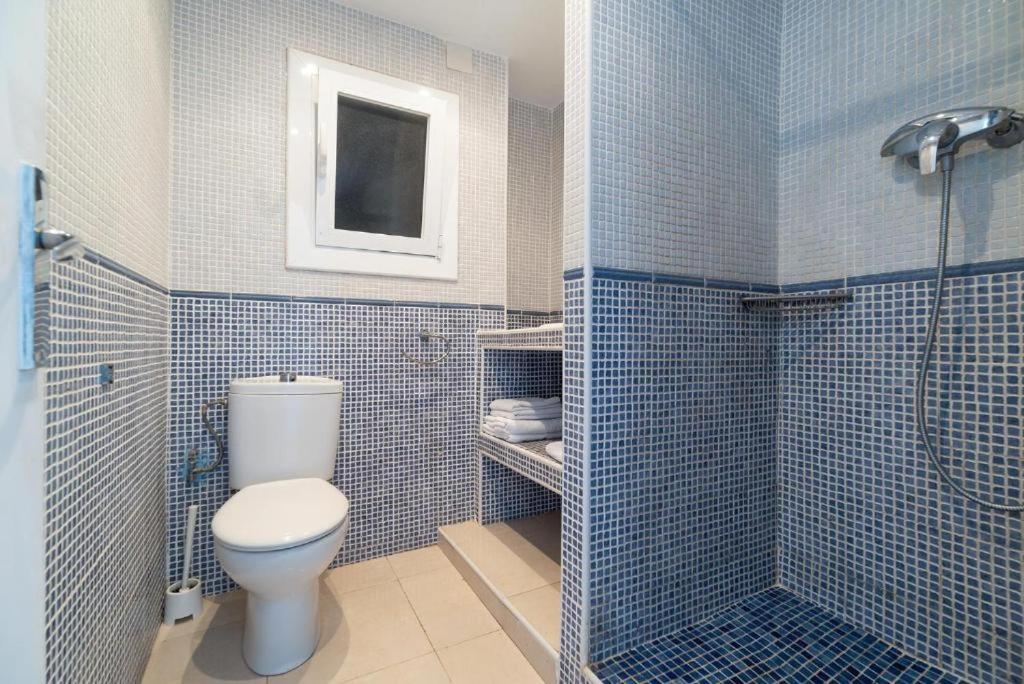 Apartamentos Denis Castelldefels Exterior photo