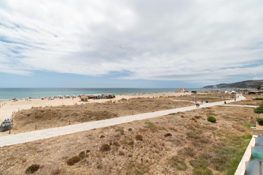 Apartamentos Denis Castelldefels Exterior photo
